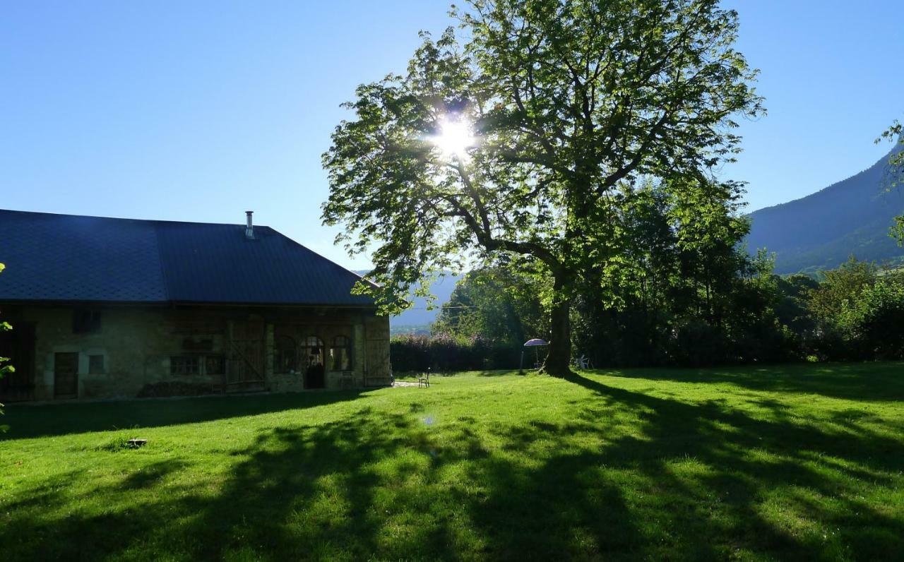 Le Pre Aux Clercs Hotell Trévignin Exteriör bild